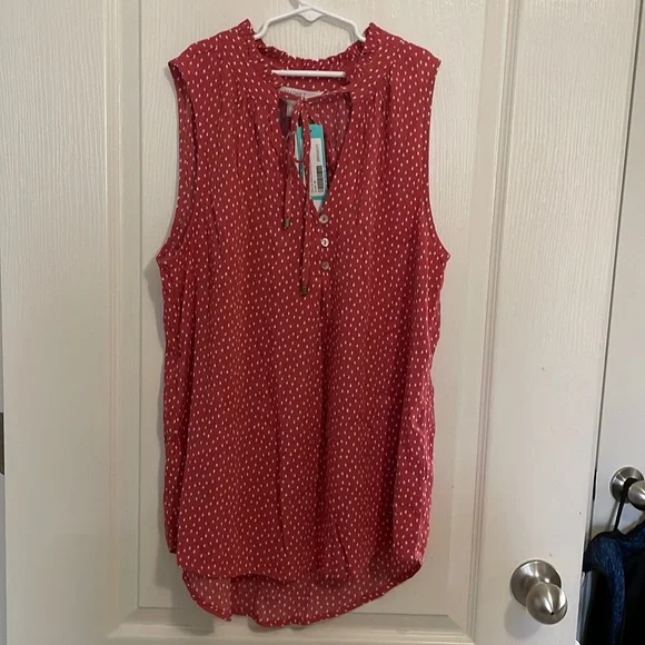 Coral polka dots with tie neck - Picture 1 of 4